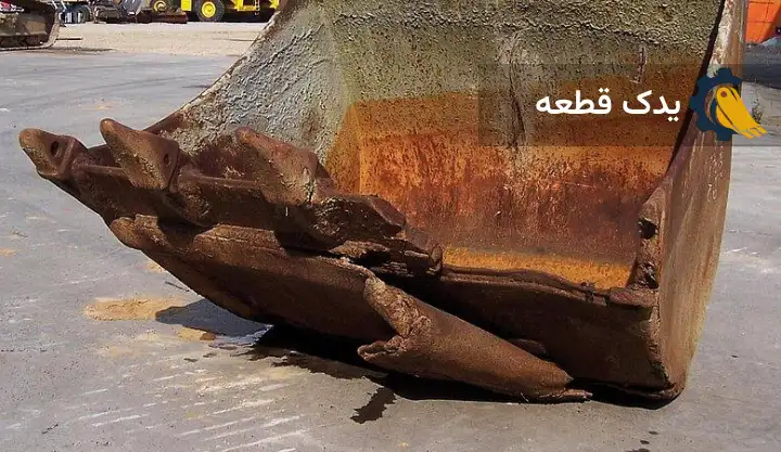 چرا جنس فولاد در ساخت باکت بیل مکانیکی اهمیت دارد؟ | یدک قطعه